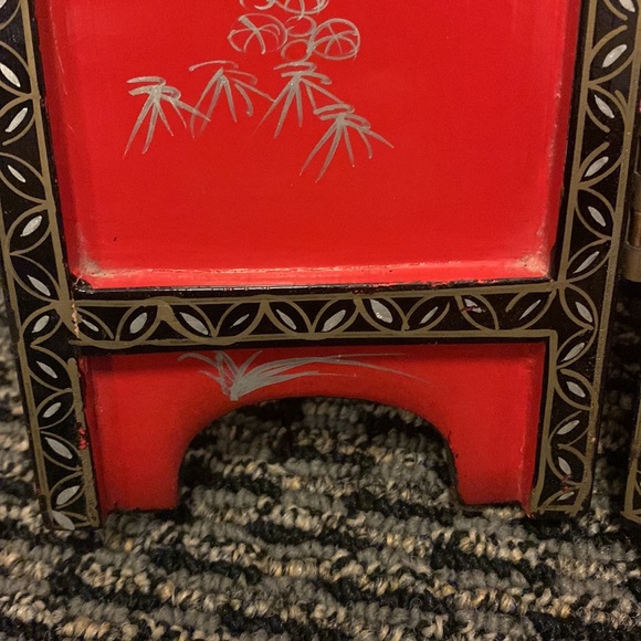 Small Hand Painted Panel Divider 18.5" W x 14" H - Picture 6 of 14